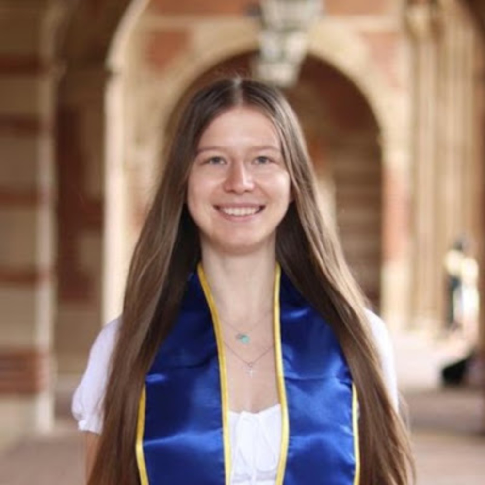 Meet your Posher, Nora